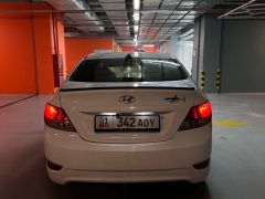 Сүрөт унаа Hyundai Solaris