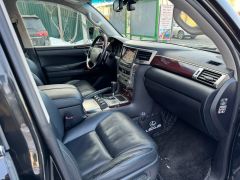 Сүрөт унаа Lexus LX