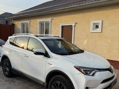 Сүрөт унаа Toyota RAV4