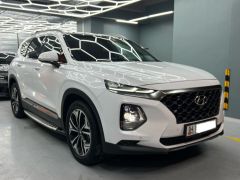 Photo of the vehicle Hyundai Santa Fe