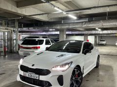 Фото авто Kia Stinger