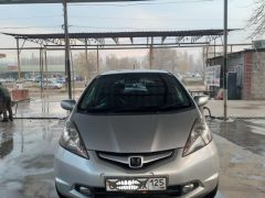 Фото авто Honda Fit