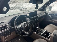 Photo of the vehicle Lexus GX