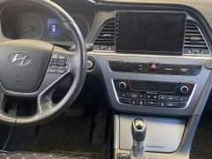 Photo of the vehicle Hyundai Sonata