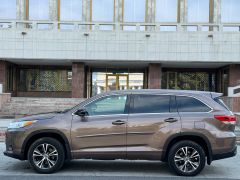 Сүрөт унаа Toyota Highlander