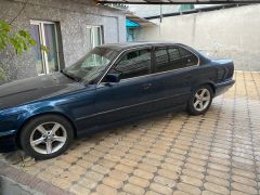 Photo of the vehicle BMW 5 Series