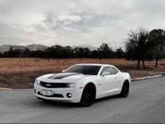 Photo of the vehicle Chevrolet Camaro