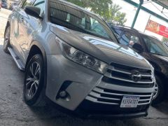 Сүрөт унаа Toyota Highlander