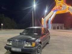 Сүрөт унаа Mercedes-Benz W124