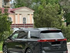 Photo of the vehicle Kia Carnival