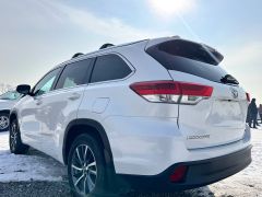 Сүрөт унаа Toyota Highlander