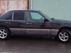 Фото авто Mercedes-Benz W124