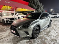 Photo of the vehicle Lexus NX