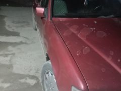 Сүрөт унаа Mercedes-Benz W124