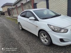 Photo of the vehicle Hyundai Solaris