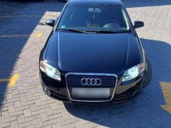 Сүрөт унаа Audi A4