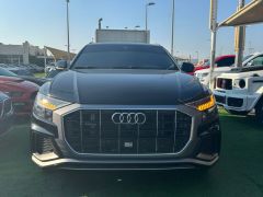 Сүрөт унаа Audi Q8