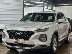 Photo of the vehicle Hyundai Santa Fe