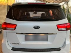 Photo of the vehicle Kia Carnival