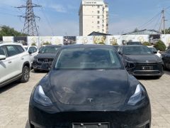 Фото авто Tesla Model Y