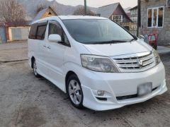 Photo of the vehicle Toyota Alphard