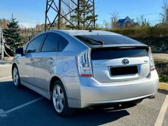 Фото авто Toyota Prius