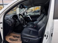 Фото авто Toyota Land Cruiser Prado