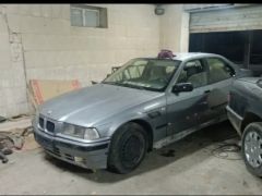 Photo of the vehicle BMW 3 Series