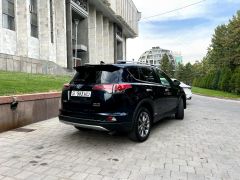 Сүрөт унаа Toyota RAV4