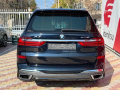 Фото авто BMW X7