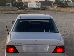 Фото авто Mercedes-Benz W124