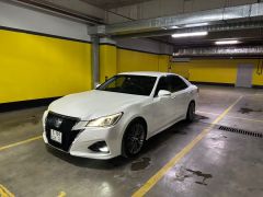 Фото авто Toyota Crown