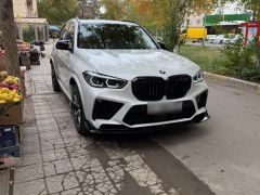 Photo of the vehicle BMW X5