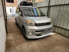 Сүрөт унаа Toyota Voxy