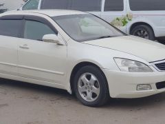 Photo of the vehicle Honda Inspire