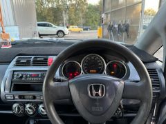 Фото авто Honda Fit