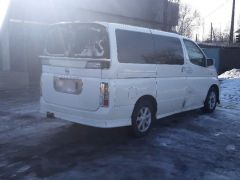 Сүрөт унаа Nissan Elgrand