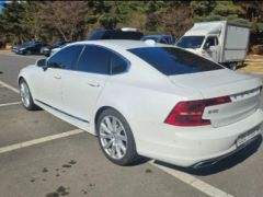 Photo of the vehicle Volvo S90