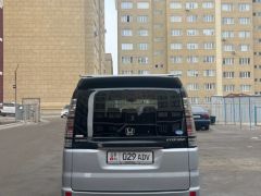 Фото авто Honda Stepwgn