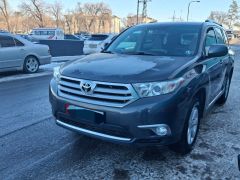 Сүрөт унаа Toyota Highlander