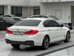 Photo of the vehicle BMW 5 Series