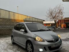 Photo of the vehicle Honda Fit