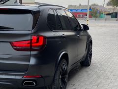 Photo of the vehicle BMW X5