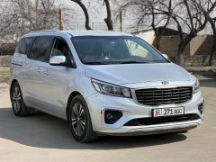 Фото авто Kia Carnival