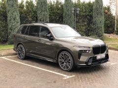 Photo of the vehicle BMW X7