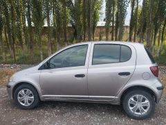 Фото авто Toyota Yaris