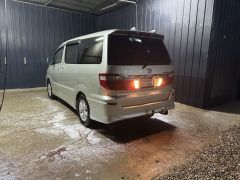 Сүрөт унаа Toyota Alphard