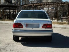 Photo of the vehicle Mercedes-Benz E-Класс