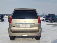 Photo of the vehicle Lexus GX