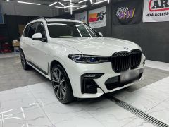 Фото авто BMW X7